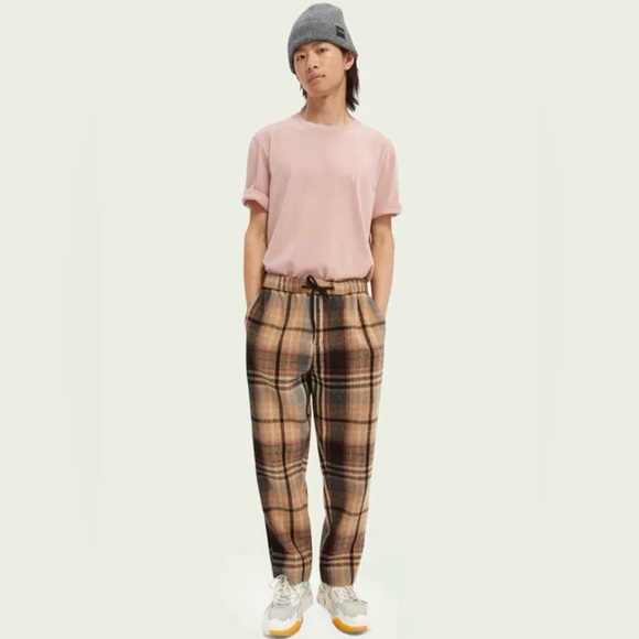 Scotch & Soda Other - Scotch & Soda EUC Size XL Fave Checked Tapered-Fit Jogger in Beige + Bla…